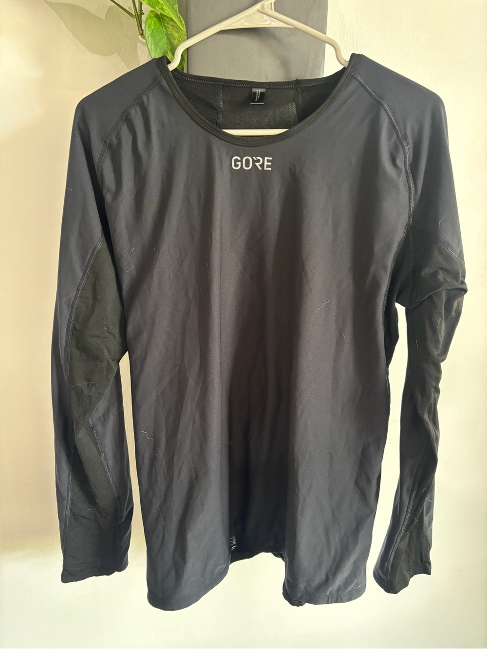 Men's Long-Sleeve Black Gore Wind Stopper shirt